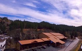 Rushmore Express & Suites